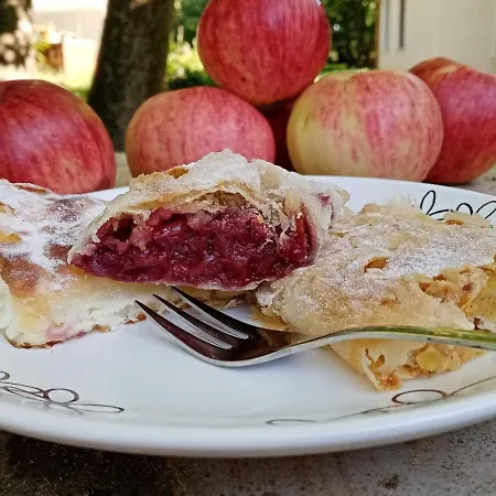 Apartman Mi Kertünk